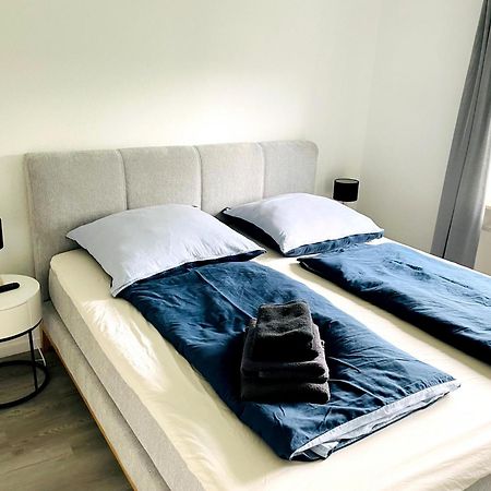 Zollernalb-Apartment G6 Albstadt Esterno foto