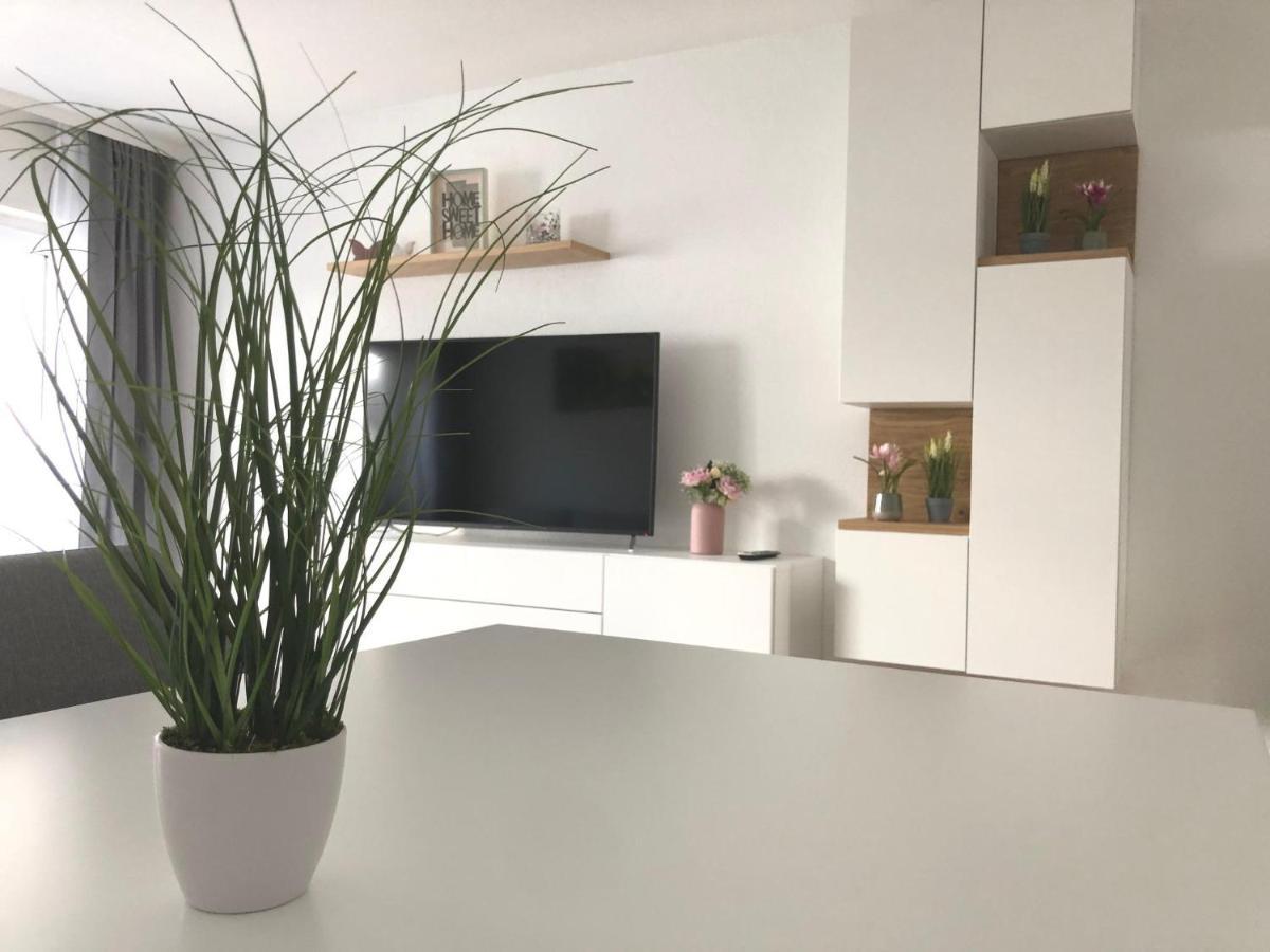 Zollernalb-Apartment G6 Albstadt Esterno foto